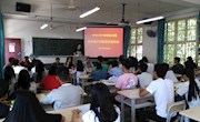 艺术设计学院召开2016-2017学年下学期学生座谈会